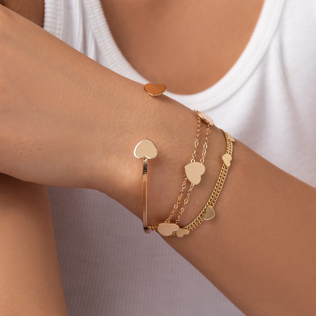 Dainty Heart Charm Stackable Bangle Bracelet Set
