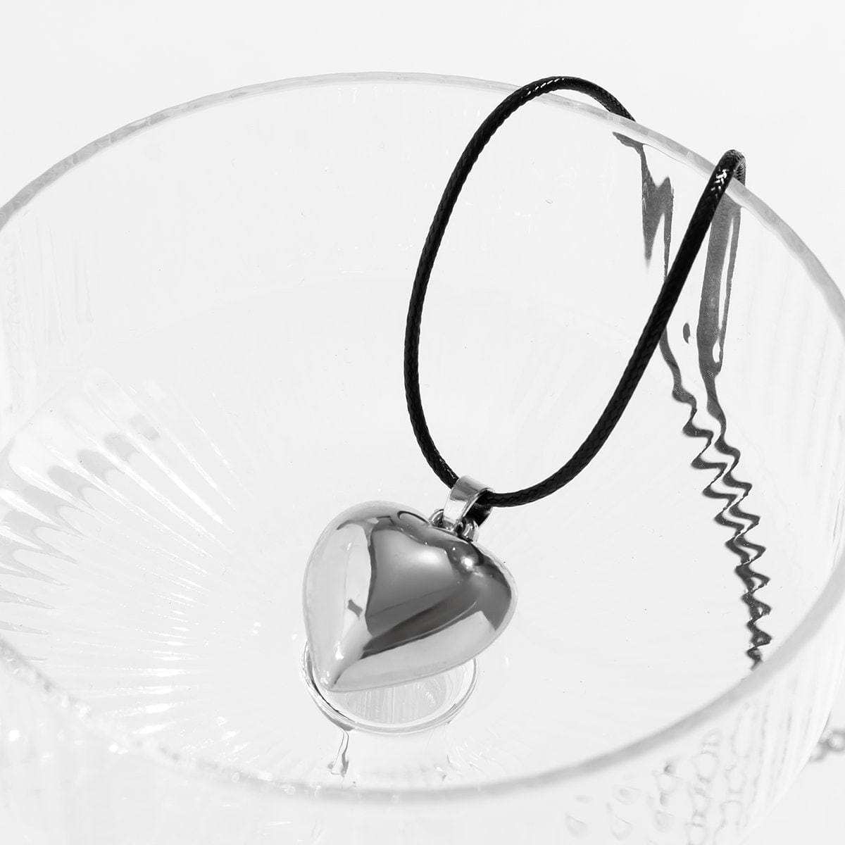 Dainty Heart Pendant Wax Cord String Choker Necklace