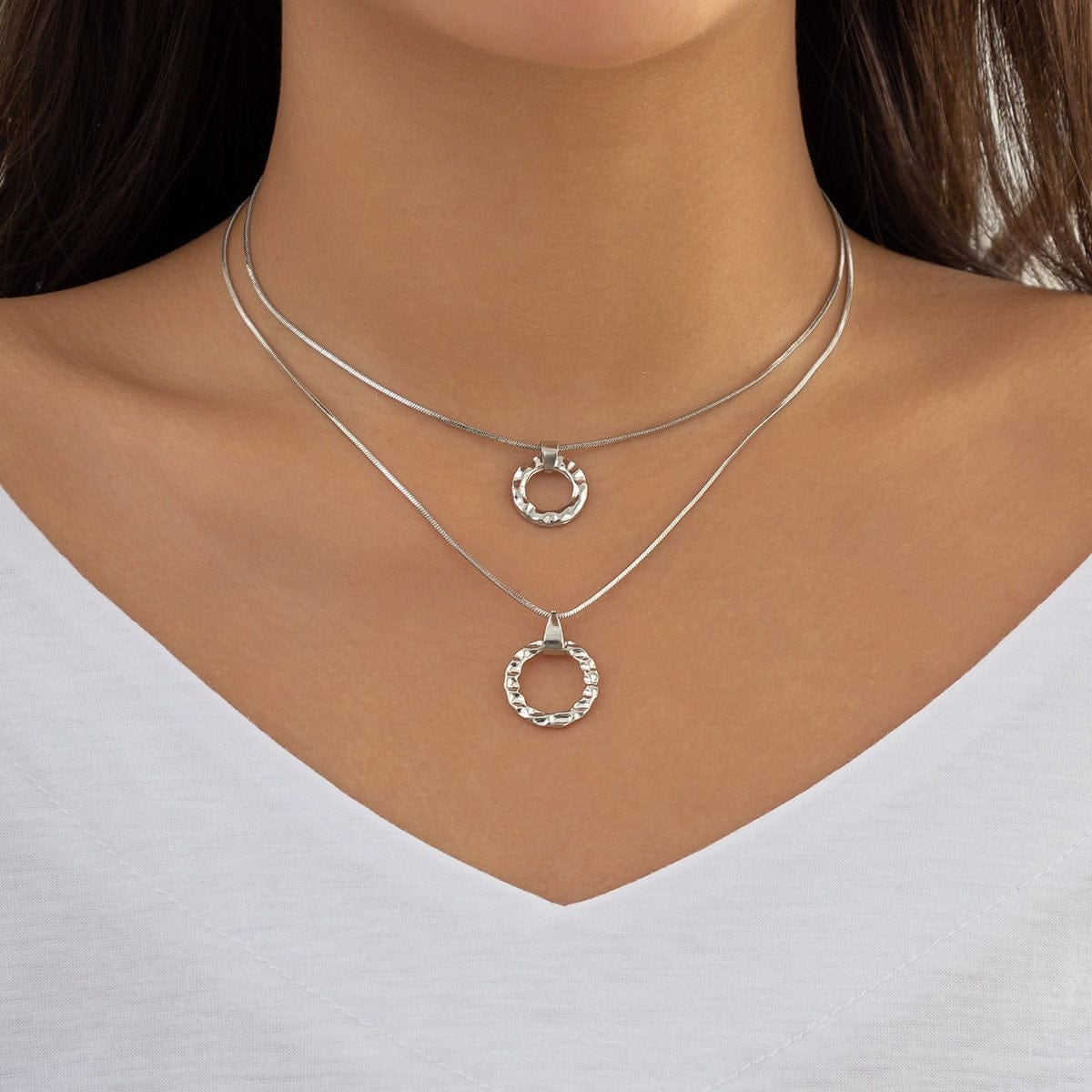 Dainty Layered Metallic Halo Pendant Chain Necklace Set